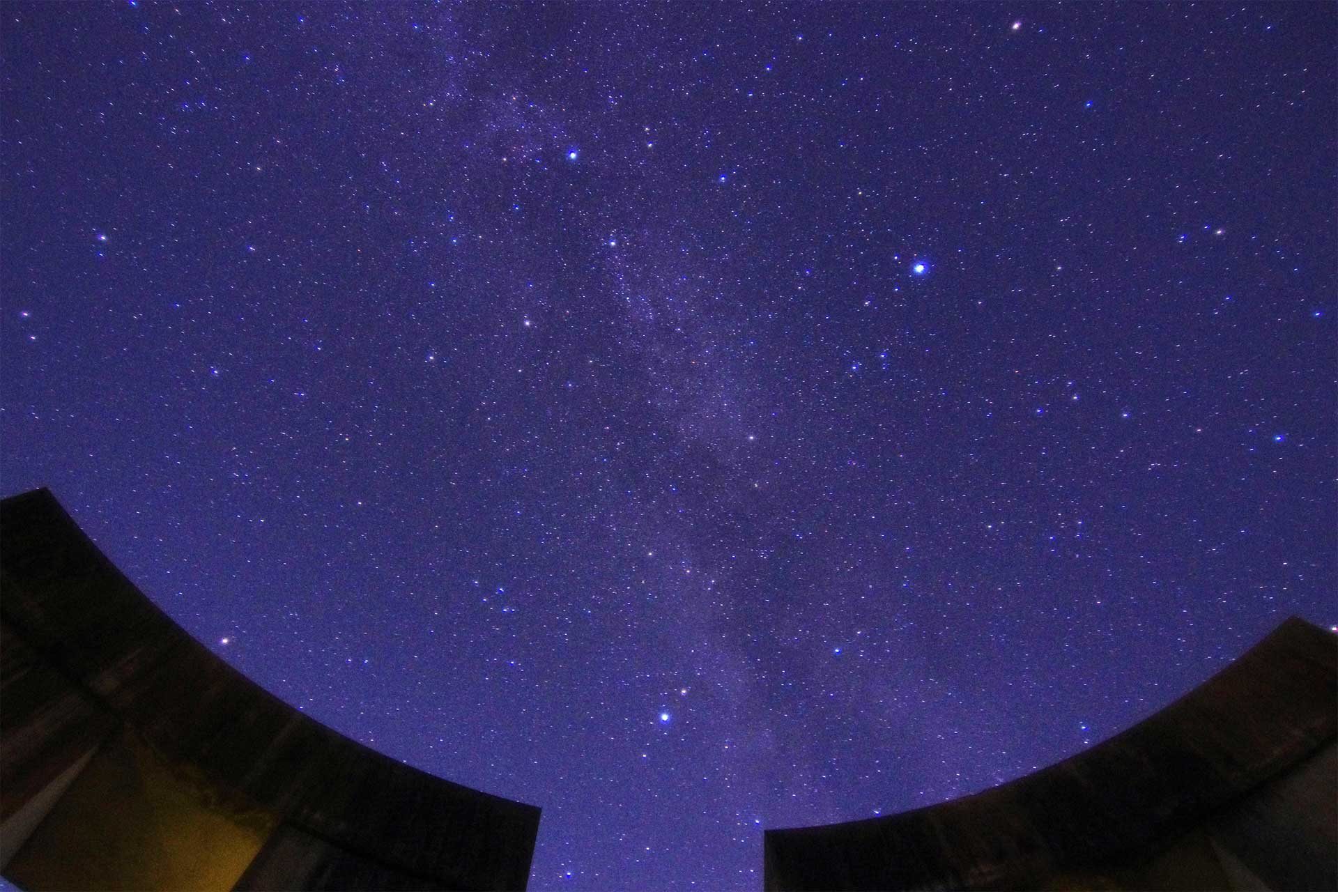 夏の大三角と天の川 ぐんま天文台