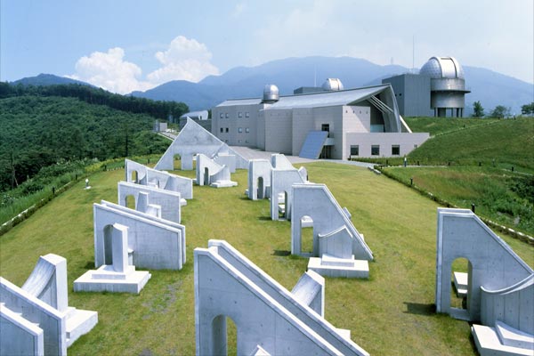 main buildings and monuments