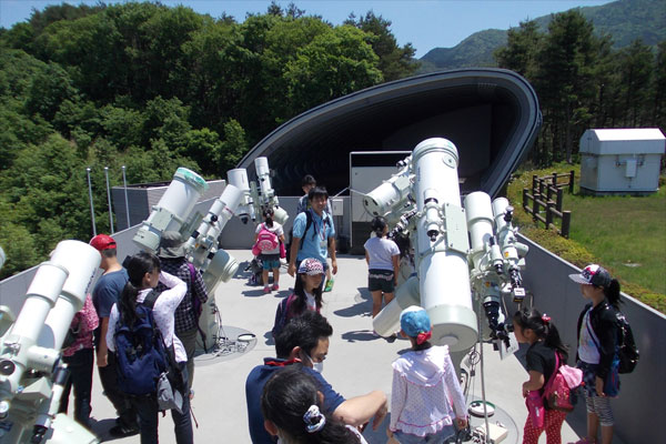 small telescopes and daytime stargazing