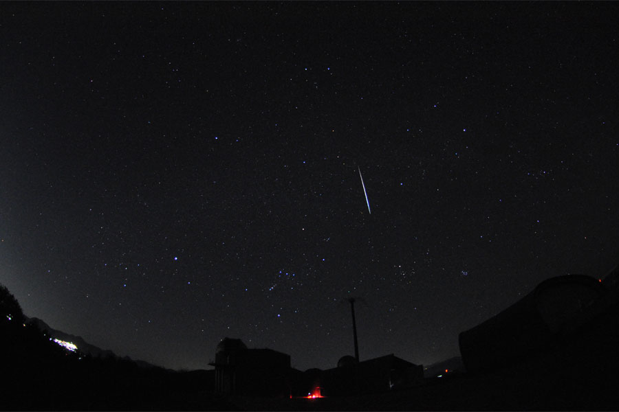 ふたご座流星群の流星 2021年12月15日撮影