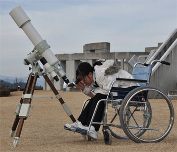 通常の望遠鏡での観察