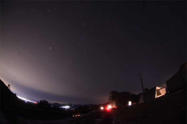 ふたご座流星群の流星 3