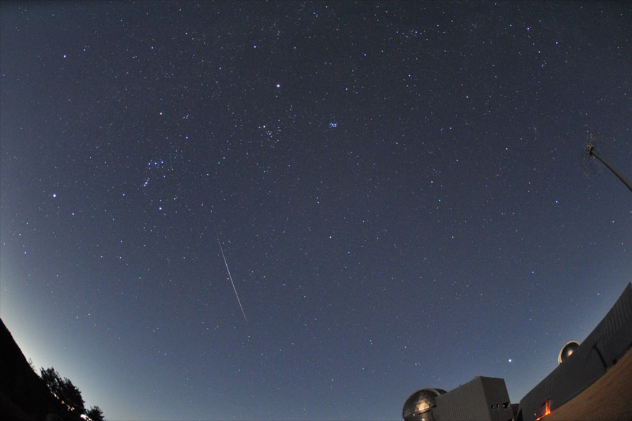 ふたご座流星群の流星 14日23時5分